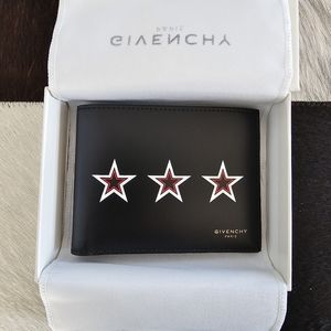 NWT! Authentic Givenchy Leather Wallet